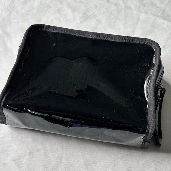 MAKE Beauty The Make Beauty Bag in Black - Picture 6 of 8